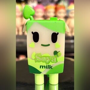 Tokidoki BROKEN Soya Milk Moofia Collectible Art Figure